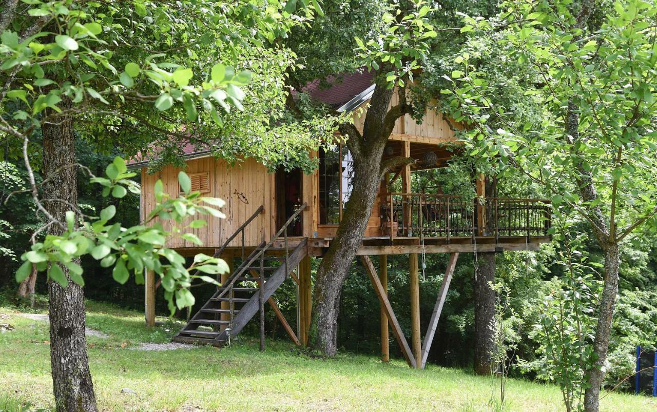 Treehouse Resnice -Mreznica Barilovic Exterior photo
