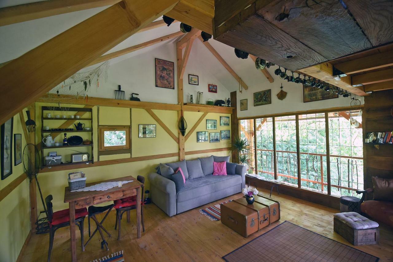 Treehouse Resnice -Mreznica Barilovic Exterior photo