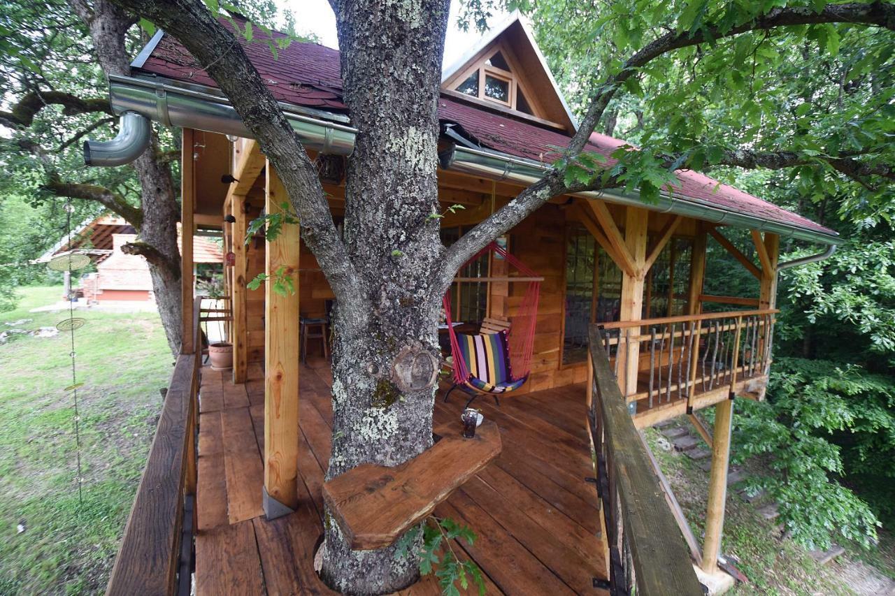 Treehouse Resnice -Mreznica Barilovic Exterior photo